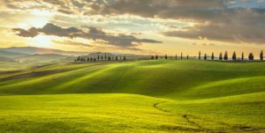 VALDORCIA PIENZA WELCOME Wonderful sunset over the valley in Tuscany, Italy