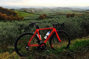 cycling in tuscany with cannondale