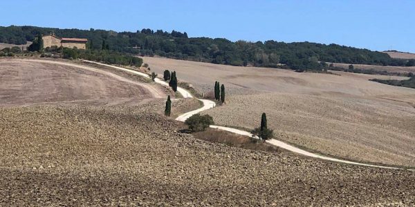 gravel road va d'orcia